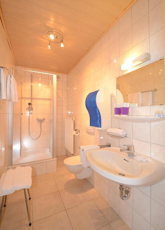 Gasthof Zur Post Hotel Und Parkplatz Vohenstrauss Habitación foto