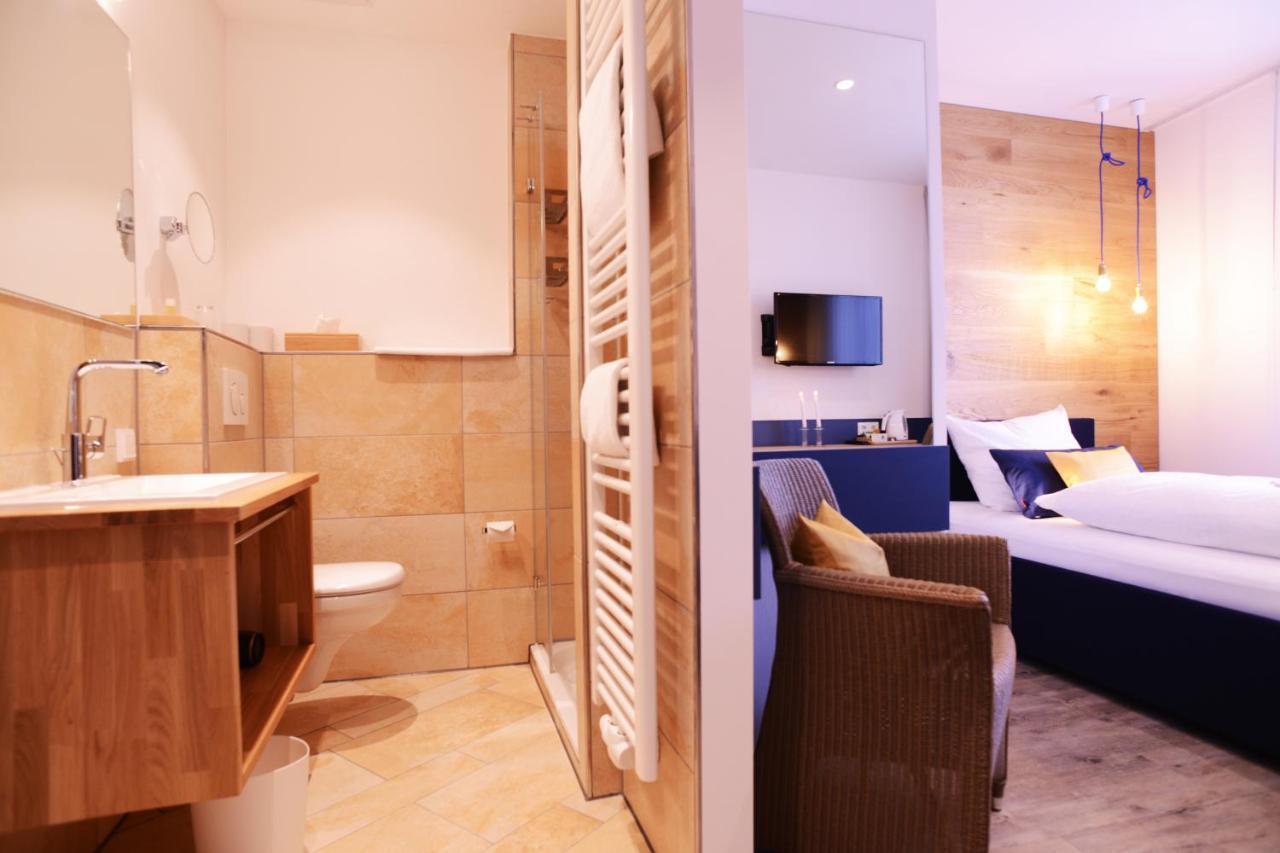 Gasthof Zur Post Hotel Und Parkplatz Vohenstrauss Exterior foto